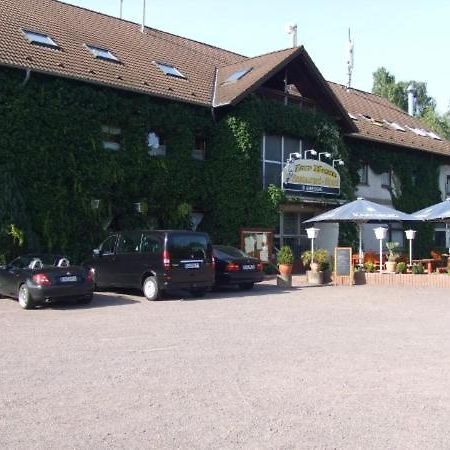 Überherrn Hotel Restaurant Zur Hexe מראה חיצוני תמונה